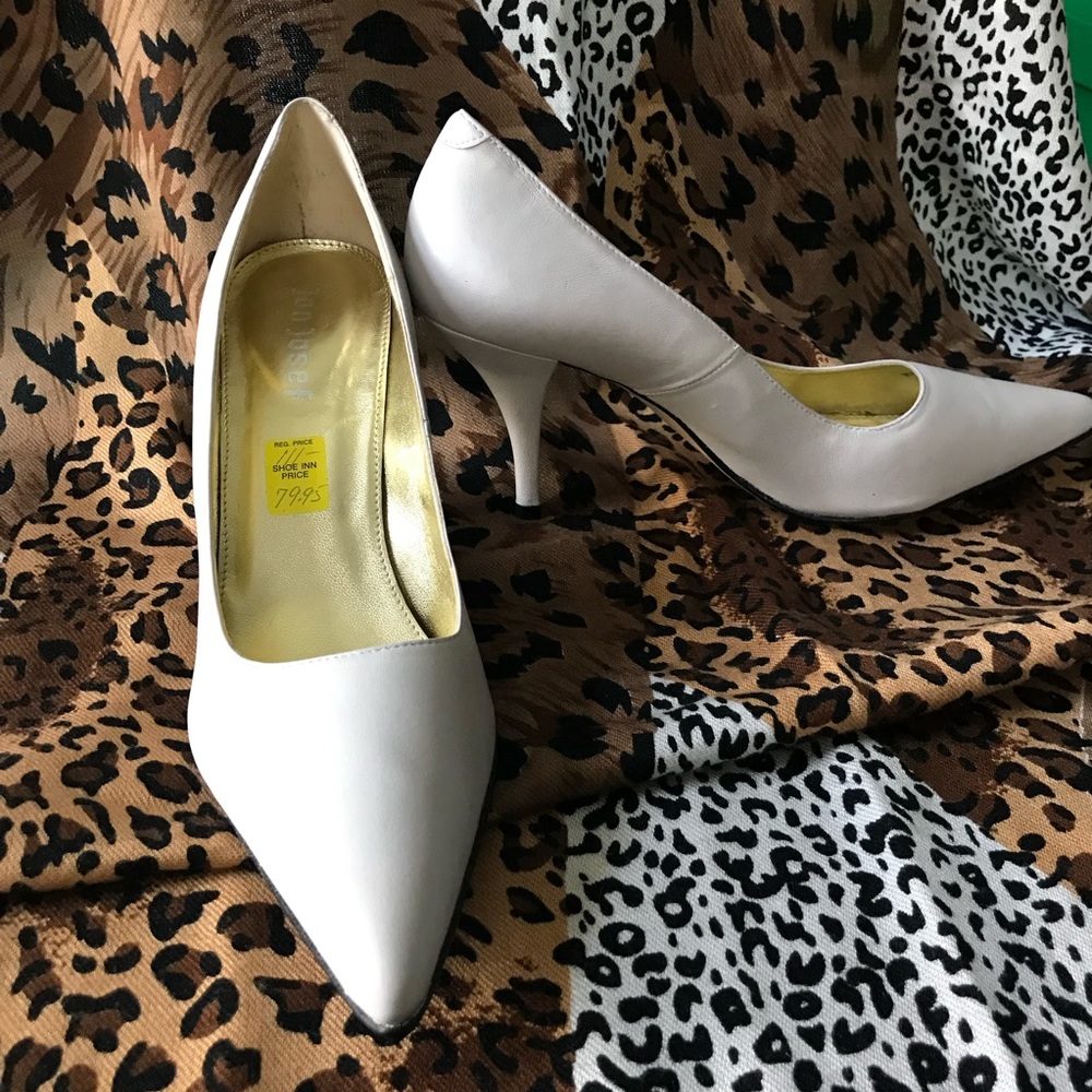 Classic Ivory Pump